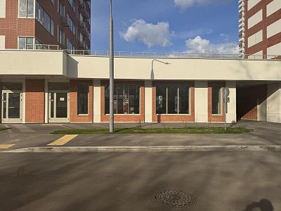 Снять в аренду помещение свободного назначения г Москва, пр-д Черепановых, д 10 90000 рублей