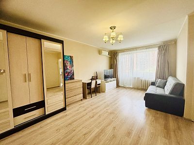 Снять квартиру г Москва, Бескудниковский б-р, д 20 к 1 60000 рублей