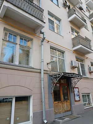 Купить квартиру г Москва, Спиридоньевский пер, д 7 132500000 рублей