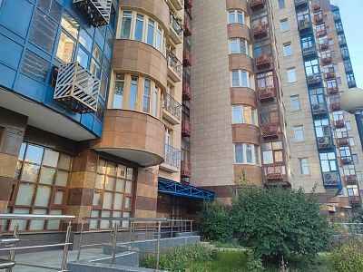Купить квартиру г Москва, Ленинский пр-кт, д 105 к 1 68900000 рублей