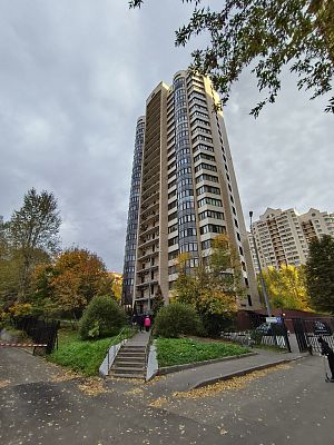 Купить квартиру г Москва, Нахимовский пр-кт, д 47 к 2 56000000 рублей
