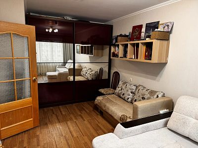 Купить квартиру г Санкт-Петербург, пр-кт Космонавтов, д 65 к 9 10600000 рублей