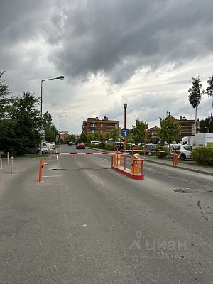 Купить квартиру г Москва, поселок Коммунарка, ул Потаповская Роща, д 1 к 1 15800000 рублей
