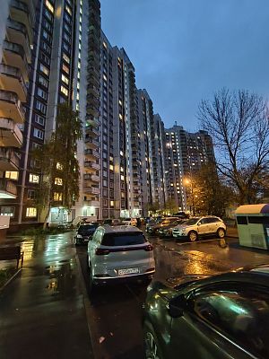 Купить квартиру г Москва, Литовский б-р, д 1 29500000 рублей