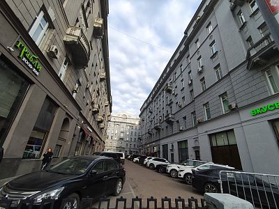 Купить квартиру г Москва, ул Солянка, д 1/2 стр 2 97000000 рублей