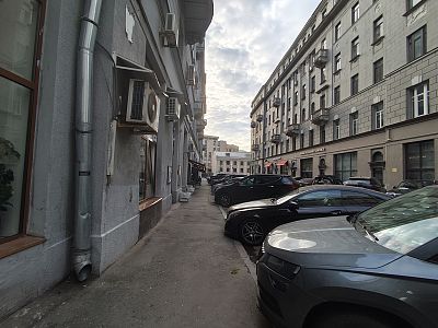Купить квартиру г Москва, ул Солянка, д 1/2 стр 2 97000000 рублей
