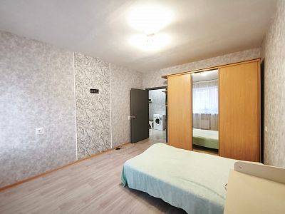 Снять квартиру село Мирное, кв-л Твердохлебово, д 4 25000 рублей
