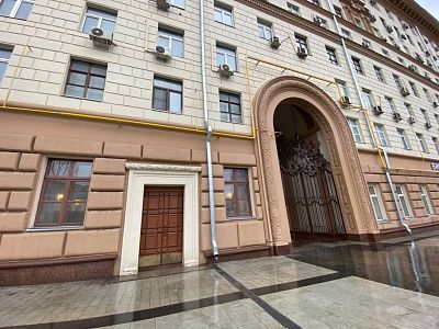 Купить квартиру г Москва, Смоленская пл, д 13/21 39000000 рублей