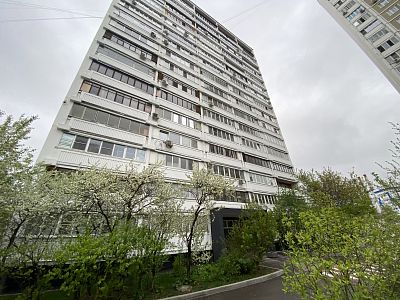 Купить квартиру г Москва, ул Героев Панфиловцев, д 13 к 1 14210000 рублей